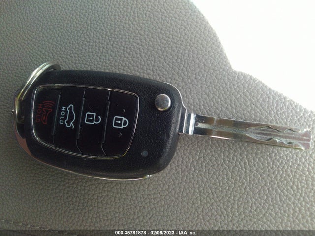 Hyundai SONATA SE 2019 5NPE24AF1KH767324 Image 3