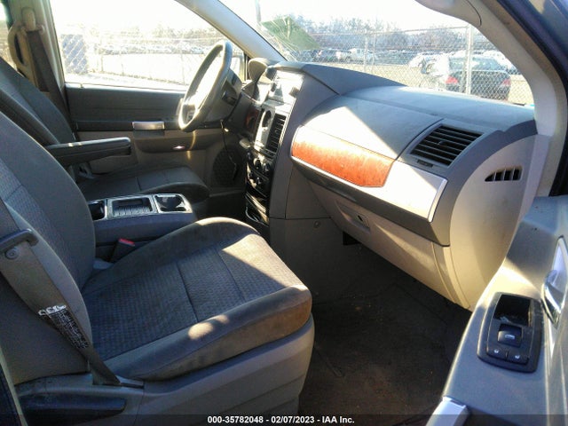 2A8HR54P08R681994 Chrysler Town & Country Touring
