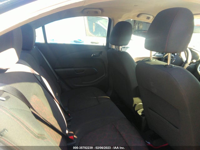 Chevrolet SONIC LT 2018 1G1JD5SH8J4115103 Image 8