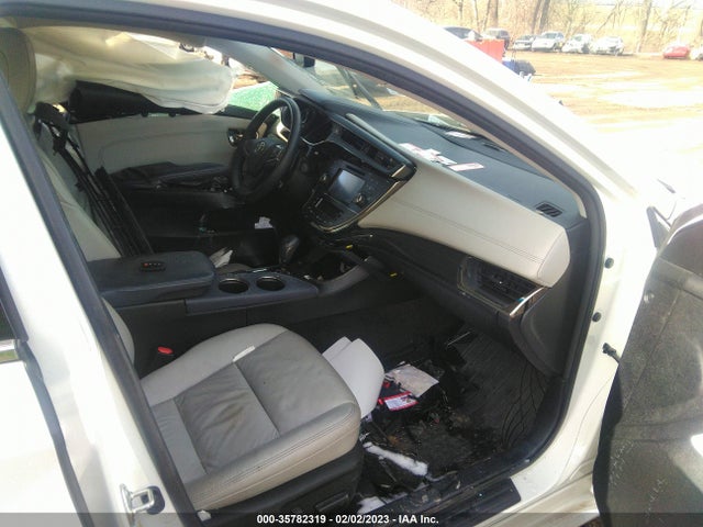2015 Toyota Avalon, VIN: 4T1BK1EB9FU144372
