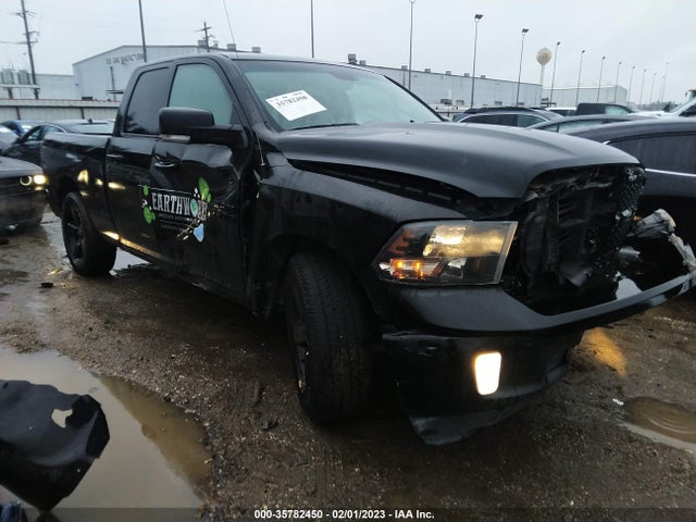 2018 1C6RR6GG2JS225956 main image