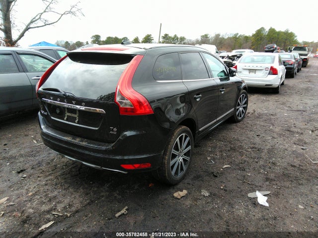 2017 Volvo XC60, VIN: YV449MRU4H2132907