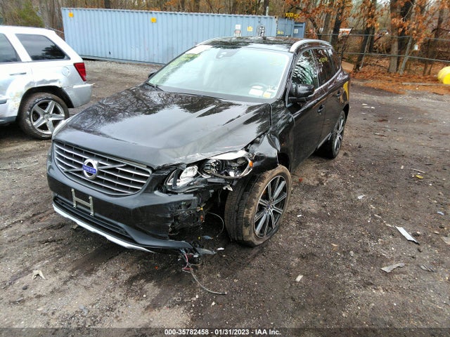 2017 Volvo XC60, VIN: YV449MRU4H2132907