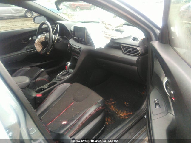 2021 Hyundai Veloster, VIN: KMHTG6AF7MU032257