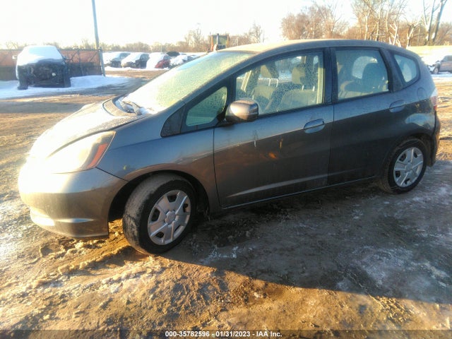 Honda Fit 2013 JHMGE8H31DC064063 Image 2
