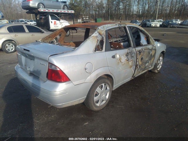 2006 FORD FOCUS S/SE/SES VIN: 1FAFP34N26W210236