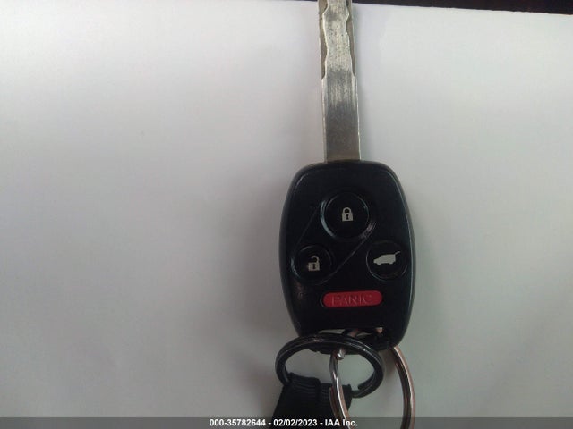 2013 HONDA PILOT EX VIN: 5FNYF4H46DB025668