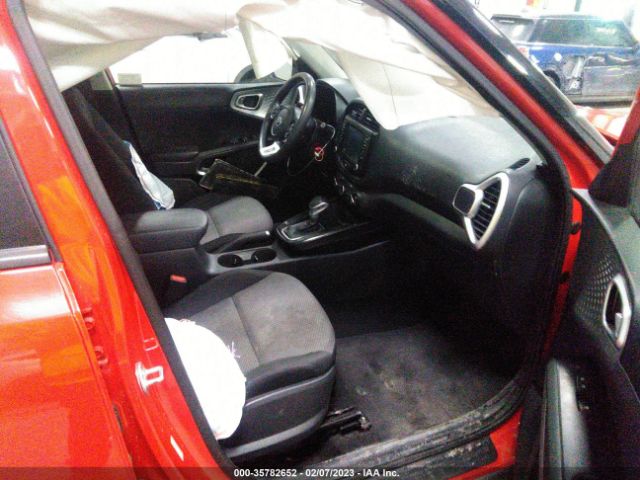 KNDJ23AU8L7008392 KIA SOUL LX