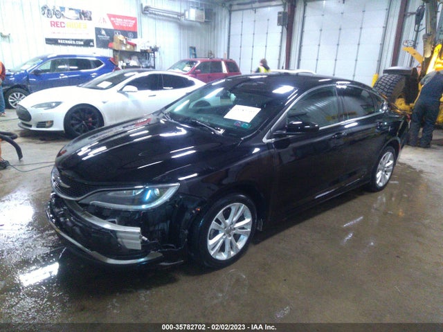Chrysler 200 Limited 2015 1C3CCCAB2FN652818 Image 2