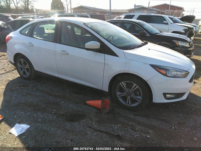 2018 Ford Focus, VIN: 1FADP3FE3JL234429