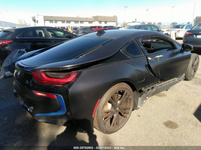 WBY2Z2C5XGV675139 BMW I8