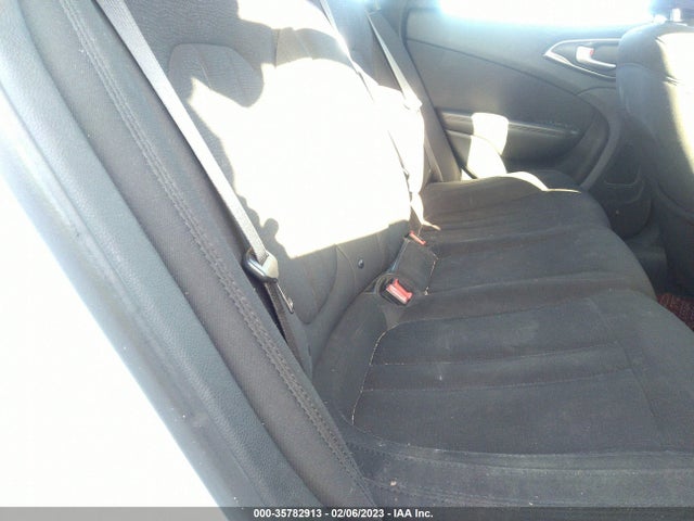 Chrysler 200 Touring 2016 1C3CCCFB2GN195809 Image 8