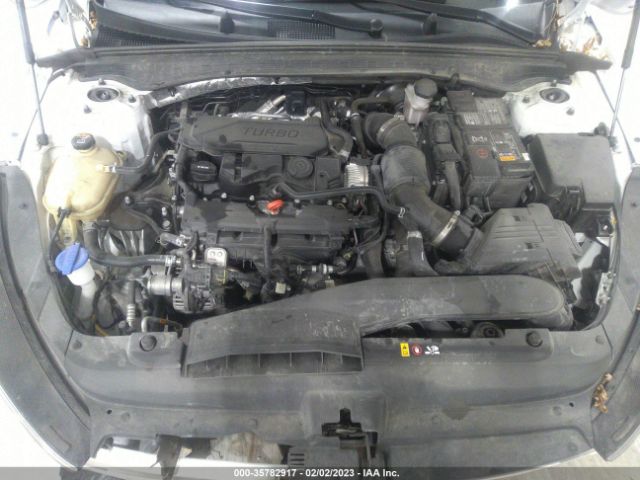5XXG14J27NG136120 KIA K5 LXS