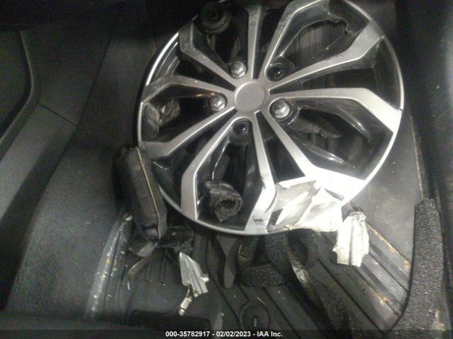 5XXG14J27NG136120 KIA K5 LXS