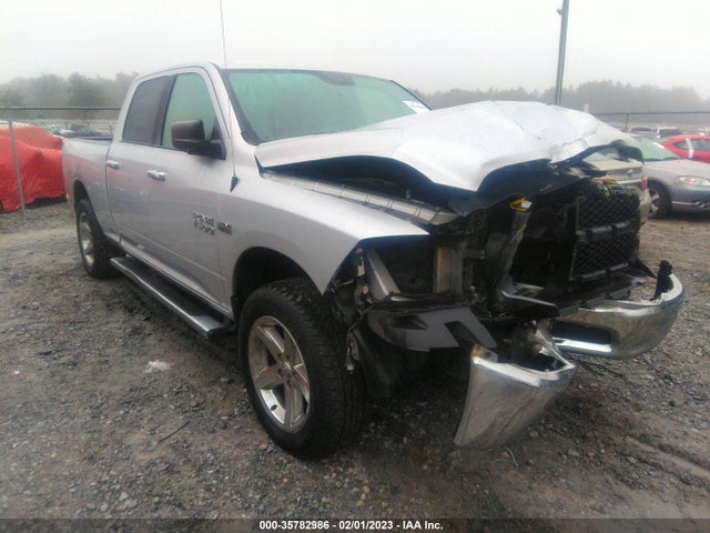 2018 Ram 1500, VIN: 1C6RR7TT0JS133592