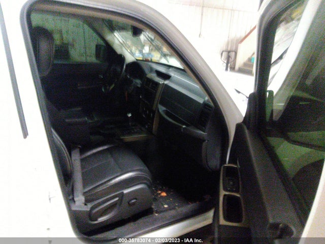 2012 JEEP LIBERTY JET VIN: 1C4PJLFK5CW116723