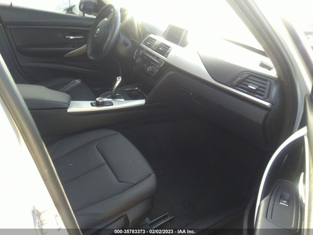 BMW 3 Series 320i 2018 WBA8E1G50JNU89092 Image 5