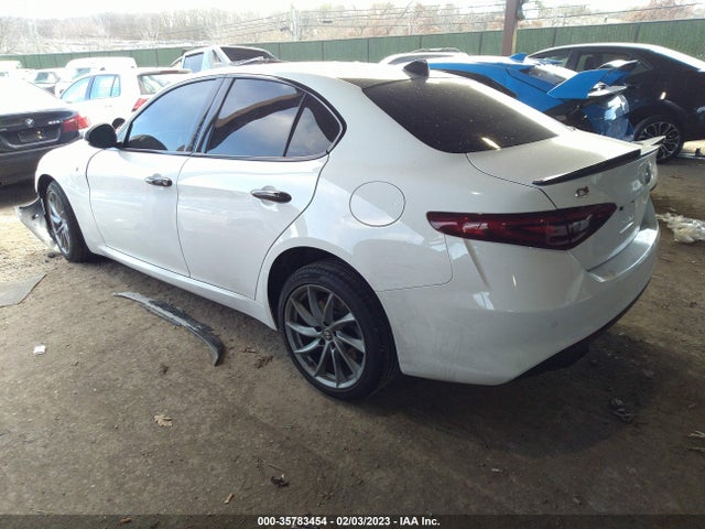 2022 Alfa Romeo Giulia, VIN: ZARFANBN2N7659151