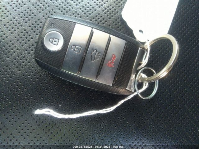 5XXGU4L32GG028018 KIA OPTIMA EX