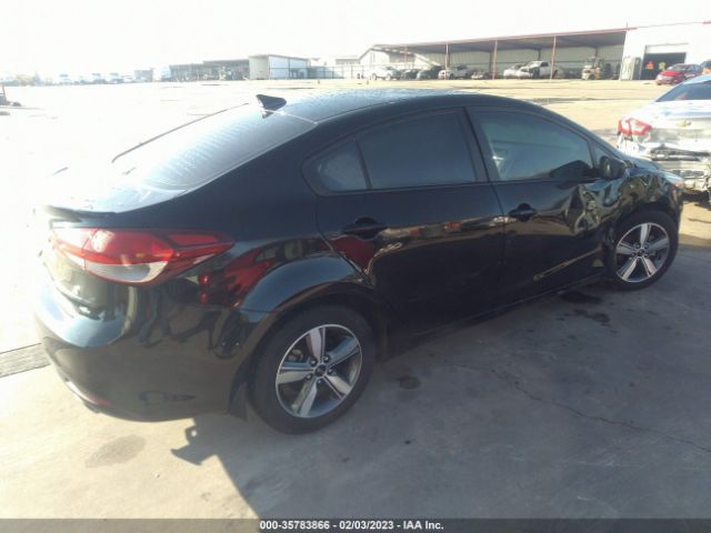 3KPFL4A78JE247229 KIA FORTE S