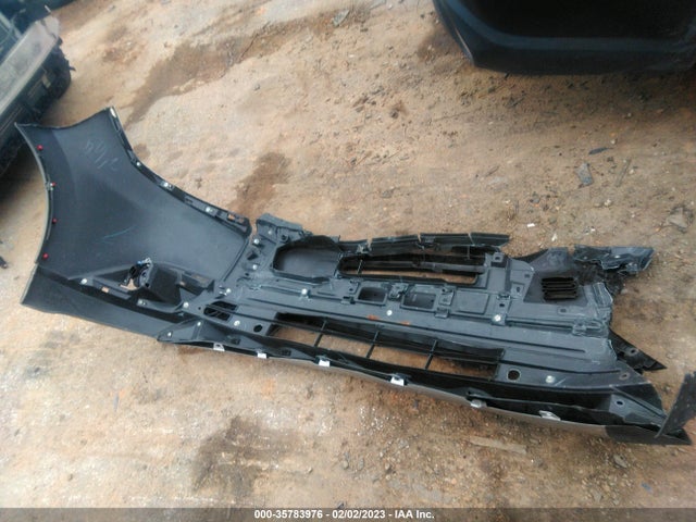 JA4AD3A32KZ044769 Mitsubishi Outlander Se