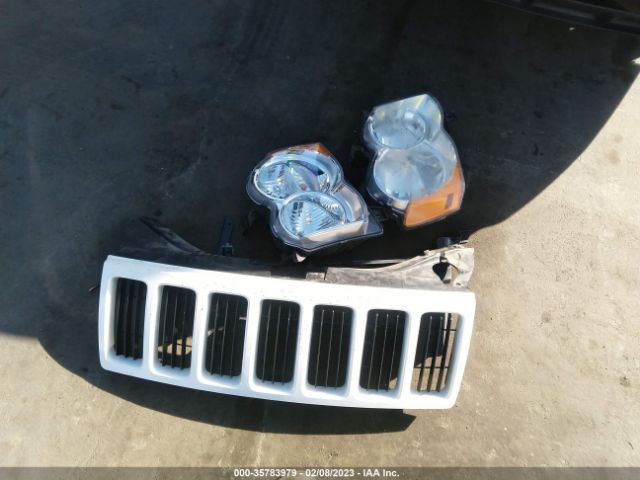 1J8GS48K28C179117 Jeep Grand Cherokee Laredo
