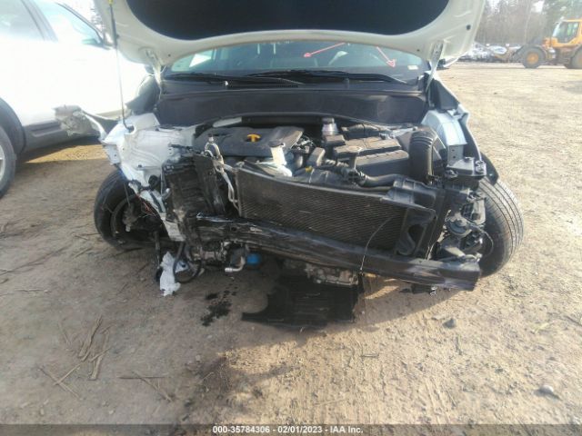 KNDEUCAAXM7045205 KIA SELTOS S