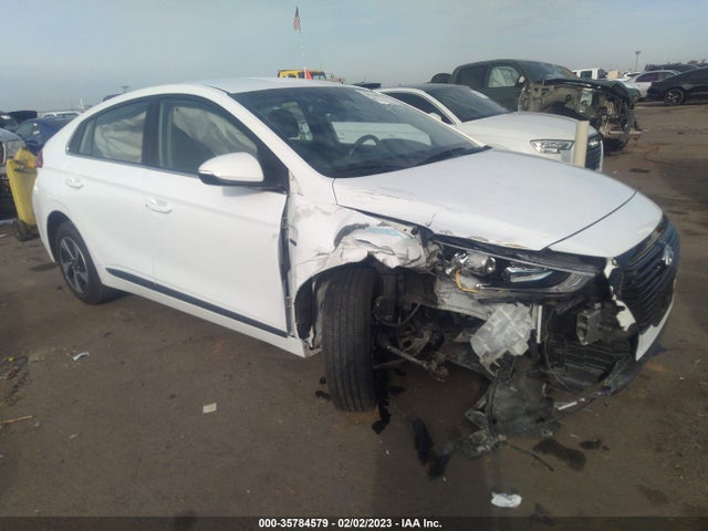 2017 KMHC75LC2HU042682 main image