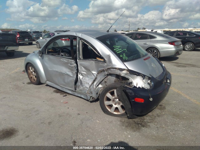 Volkswagen New Beetle Coupe Gl 2003 3VWBD21C23M429947 Image 4