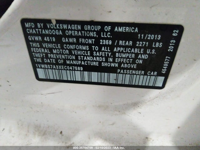 1VWBS7A3XEC047589 Volkswagen Passat Se W/sunroof