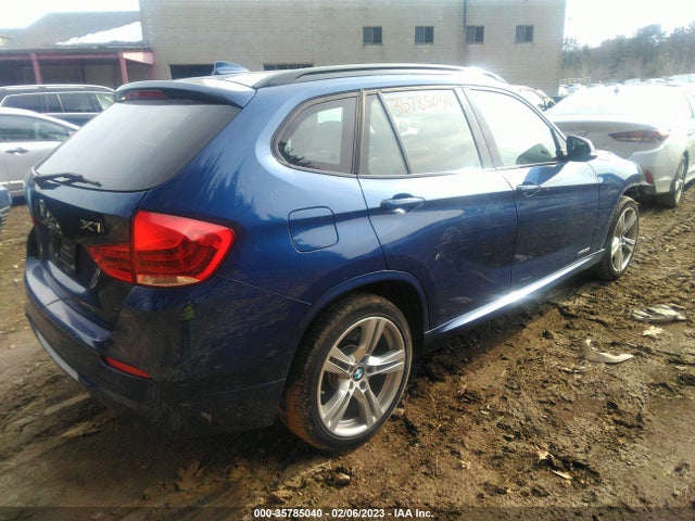 2015 BMW X1, VIN: WBAVM5C59FVV94630