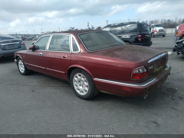 Jaguar XJ 2000 SAJDA14C1YLF11692 Image 4