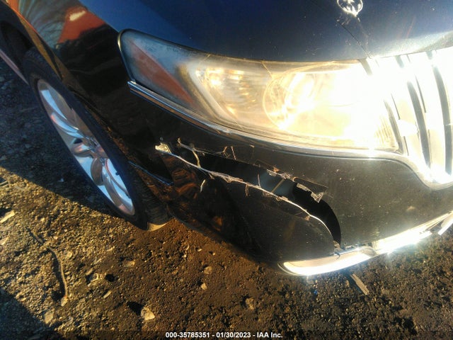 Lincoln MKT 2010 2LMHJ5AR0ABJ17961 Image 7