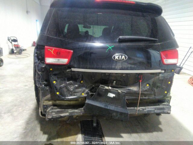 KNDMB5C14G6213005 KIA SEDONA LX