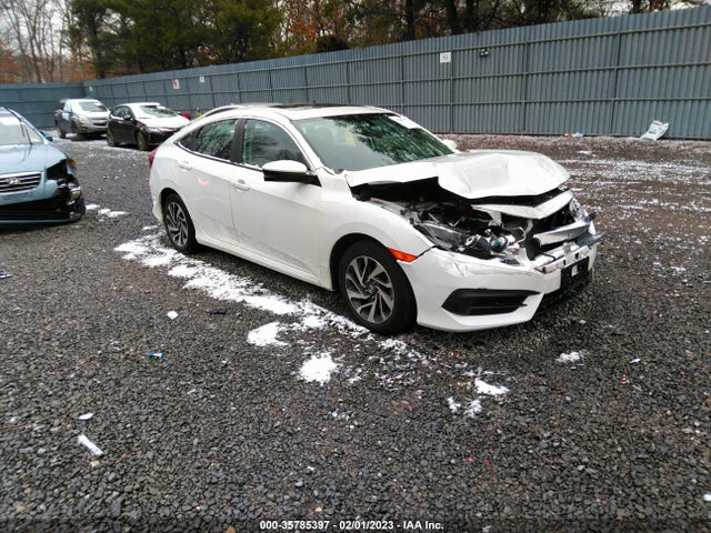 2018 19XFC2F70JE207174 main image