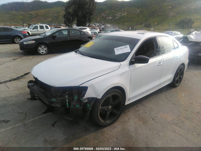 3VW2K7AJ1EM309786 Volkswagen Jetta Sedan S