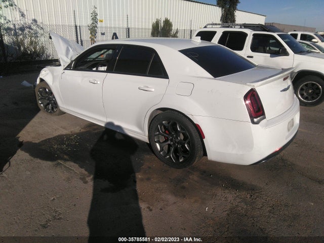 2017 Chrysler 300, VIN: 2C3CCABG0HH526578