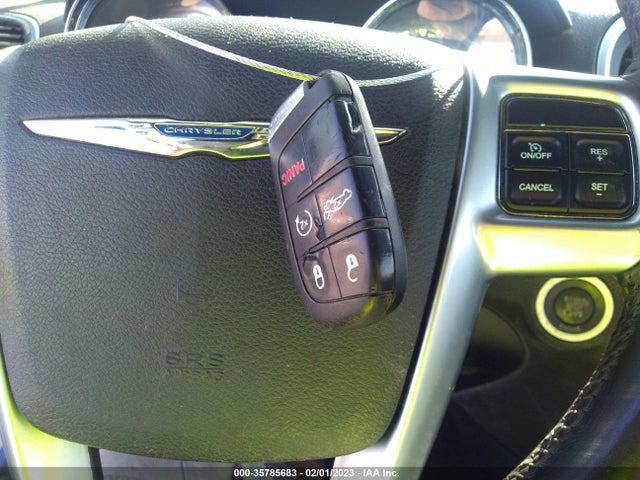 Chrysler 300 Limited 2011 2C3CA5CG2BH580998 Image 11