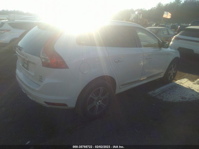 2015 Volvo XC60, VIN: YV4902RC4F2580377
