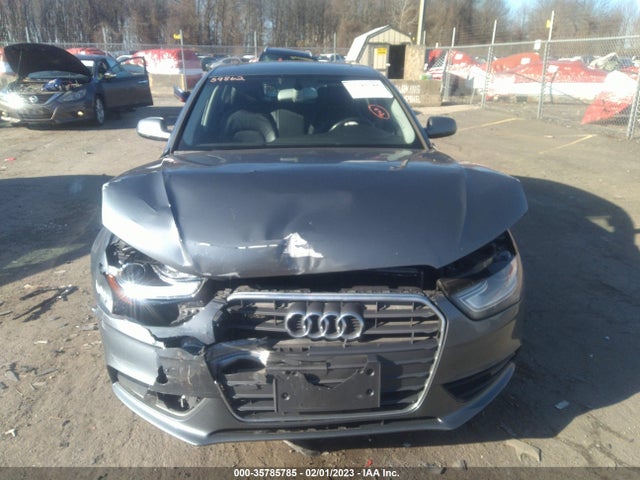 WAUFFAFL6DN028696 Audi A4 Premium Plus