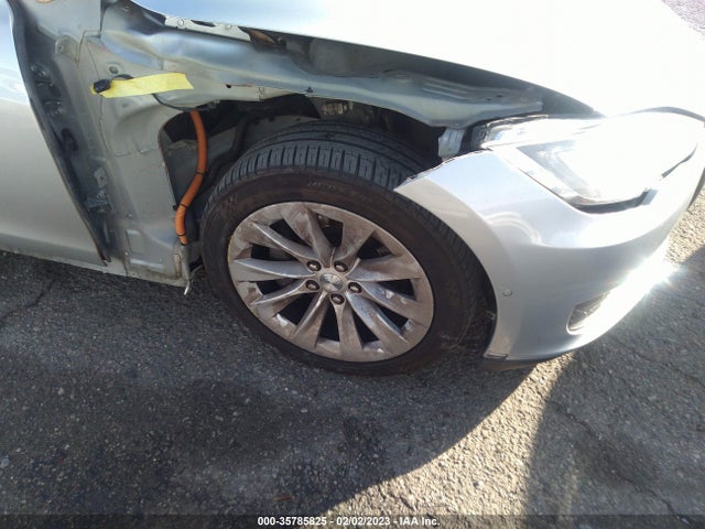 Tesla Model S 90d/70d/75d/60d/85d 2016 5YJSA1E26GF133220 Image 7
