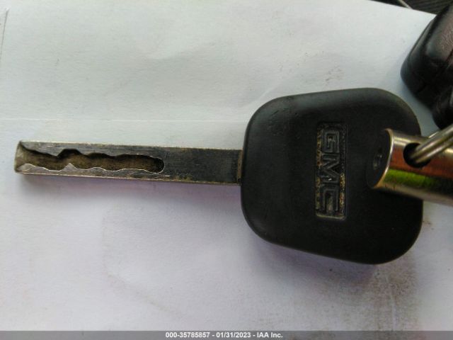 1GTV2MEC1GZ120602 GMC SIERRA 1500
