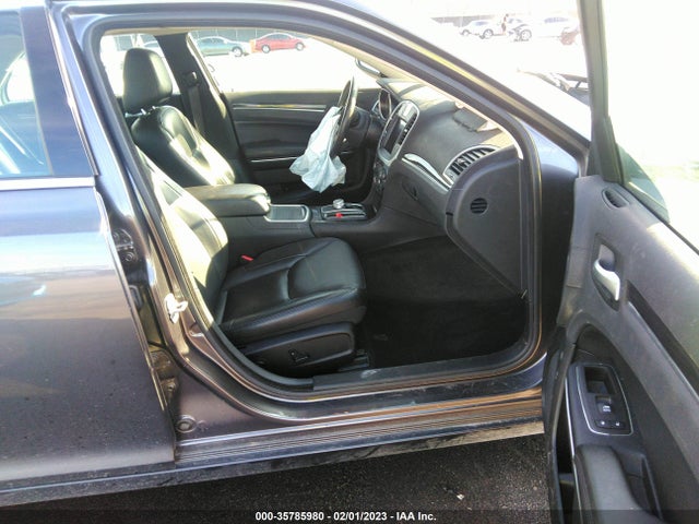 2C3CCAAG2JH143054 Chrysler 300 Touring L