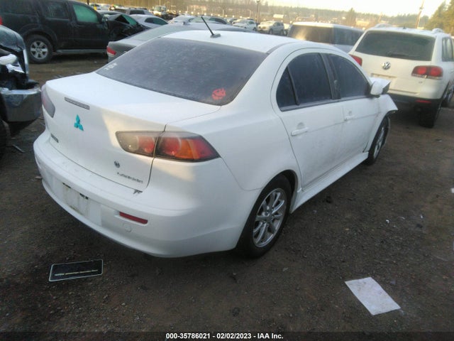 JA32U2FU8EU008235 Mitsubishi LANCER ES