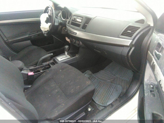 JA32U2FU8EU008235 Mitsubishi LANCER ES