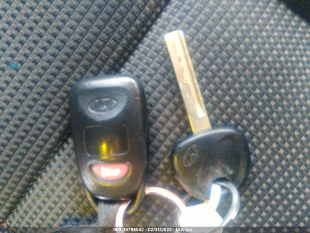 Hyundai ELANTRA GT 2013 KMHD35LE7DU106825 Image 3