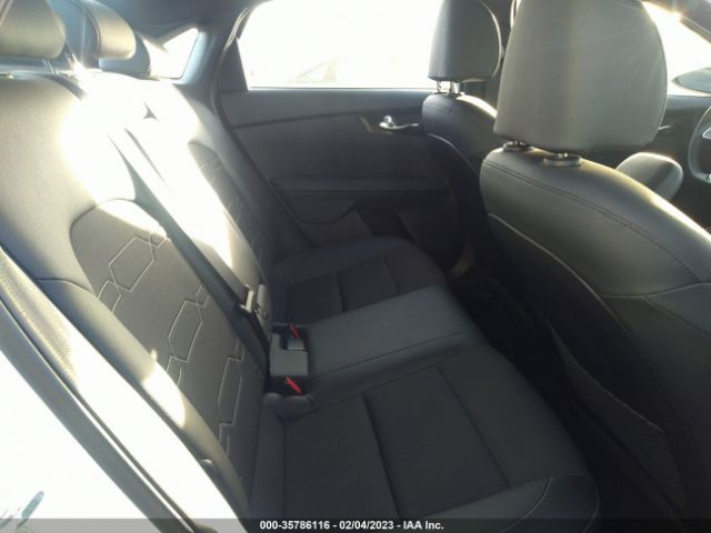 3KPF54ADXNE426863 KIA Forte Gt-line