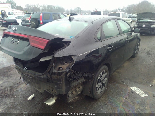 2019 KIA FORTE LXS VIN: 3KPF24ADXKE122095