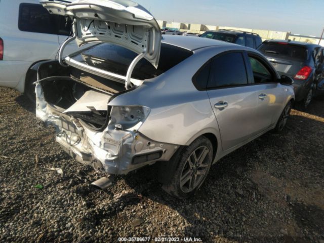 3KPF34AD8KE017116 KIA FORTE S