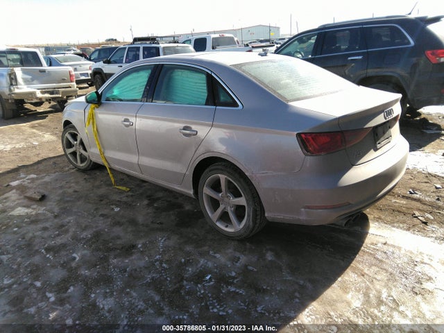 Audi A3 1.8t Premium 2015 WAUACGFF9F1011949 Image 4